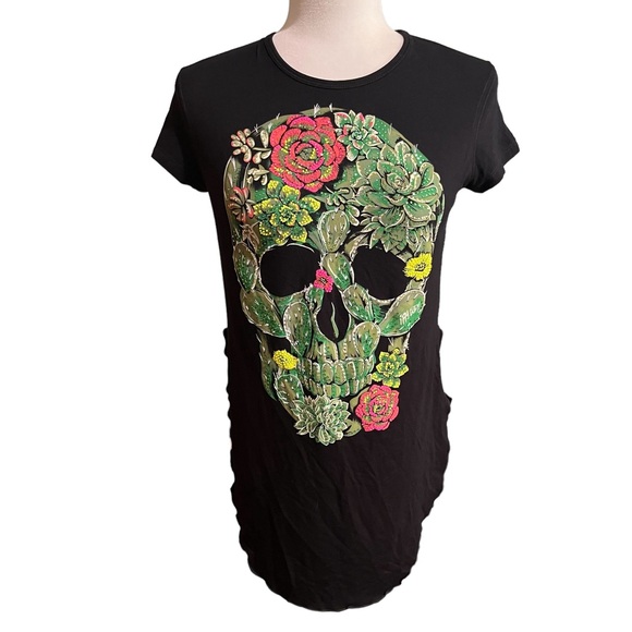 NWT’s Ay Guey floral succulent skull T shirt - Picture 11 of 11